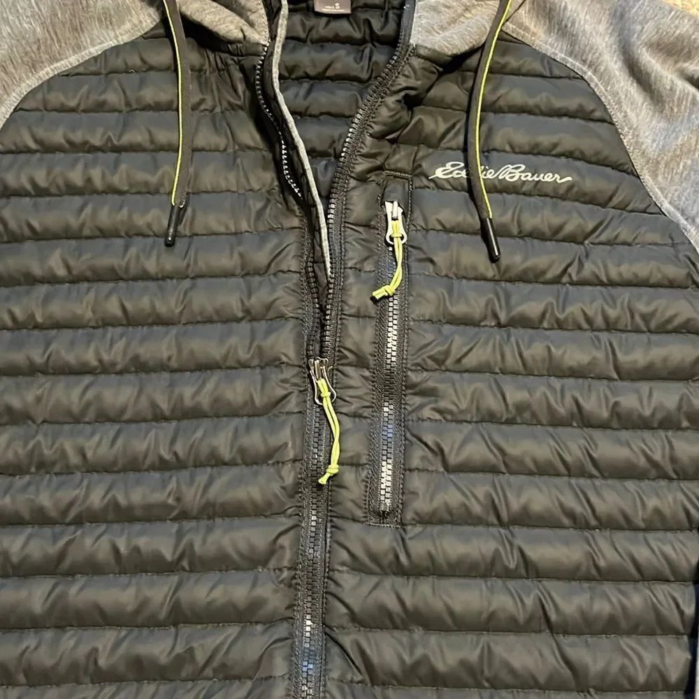 Eddie Bauer Jacket In Excellent Condition Size Small - Picture 2 of 4